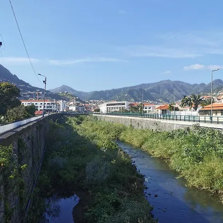 Surf Nest * Machico (Madeira)