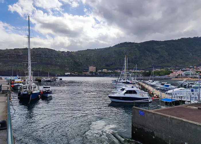 Surf Nest * Machico (Madeira)
